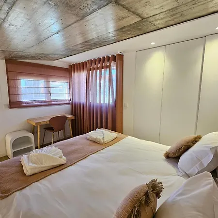 Neo N8 * 大马里尼亚